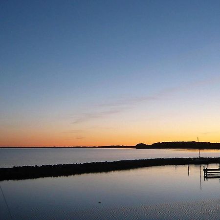 6 Person Holiday Home On A Holiday Park In Borre エクステリア 写真