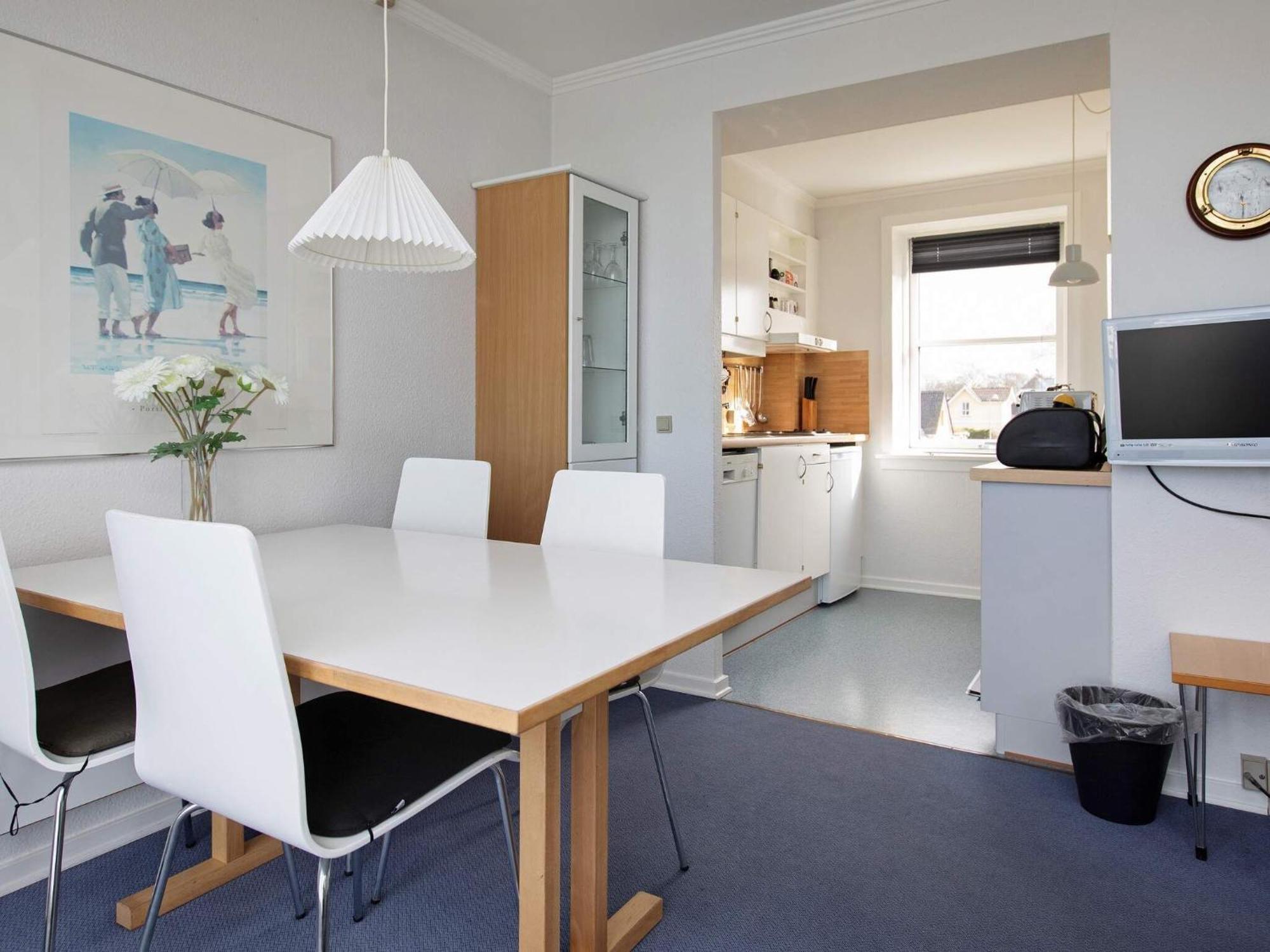 6 Person Holiday Home On A Holiday Park In Borre エクステリア 写真
