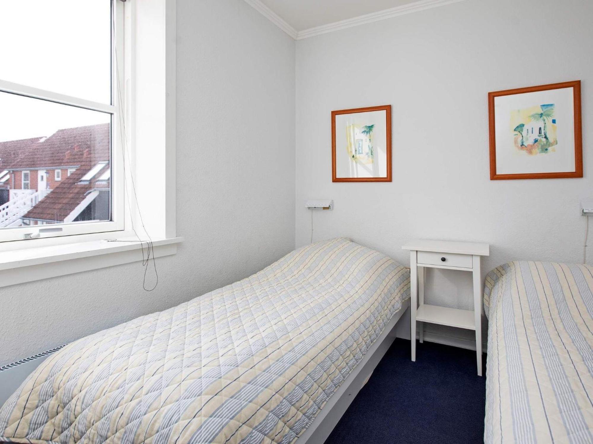 6 Person Holiday Home On A Holiday Park In Borre エクステリア 写真